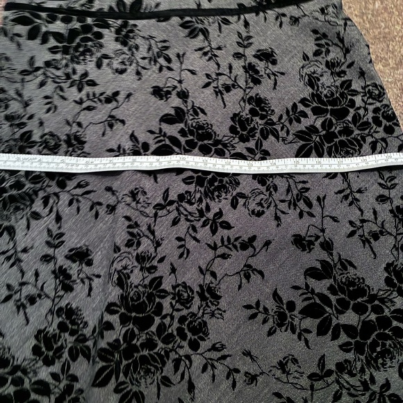 Skirt - Picture 7 of 13